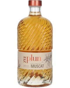 Zu Plun Muscat Fine Old Distillate